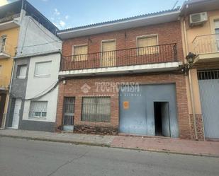 Vista exterior de Casa o xalet en venda en Lucena amb Aire condicionat i Terrassa