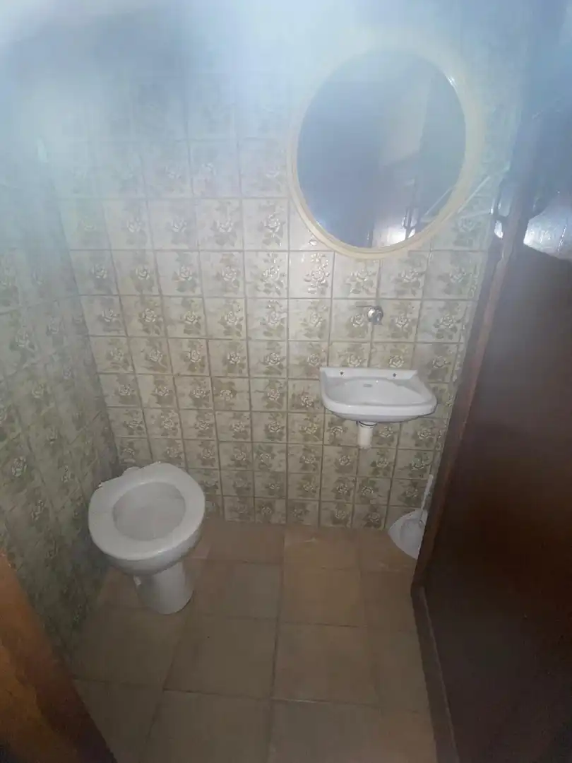 Badezimmer von Einfamilien-Reihenhaus zum Verkauf in Langreo mit Terrasse und Abstellraum