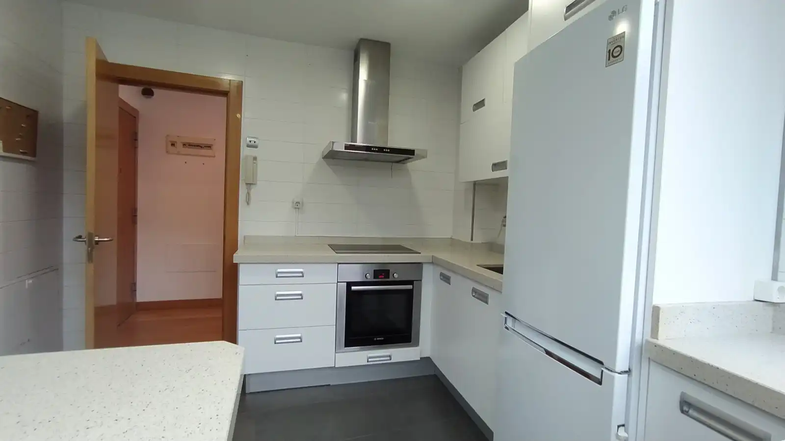 Cocina de Apartamento en venta en Santander con Calefacción, Jardín privado y Terraza