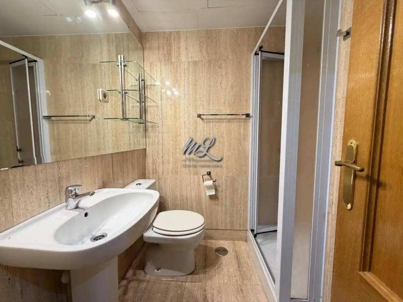 Baño de Piso en venta en Toledo con Aire acondicionado, Calefacción y Parquet