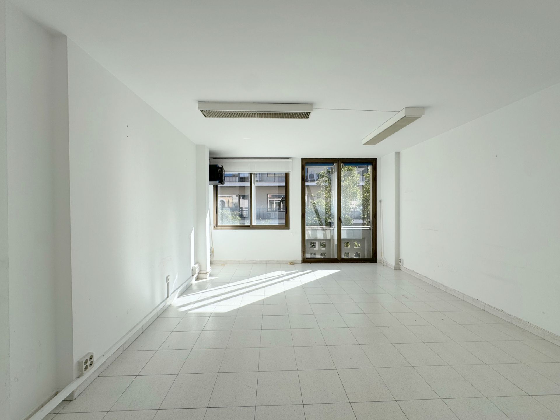 Office for sale in Granollers  with Alarm