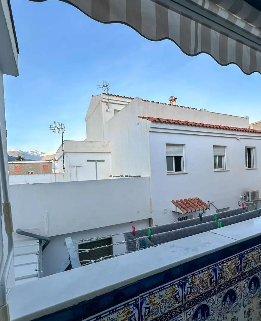 Vista exterior de Piso de alquiler en Vélez de Benaudalla con Aire acondicionado, Terraza y Amueblado