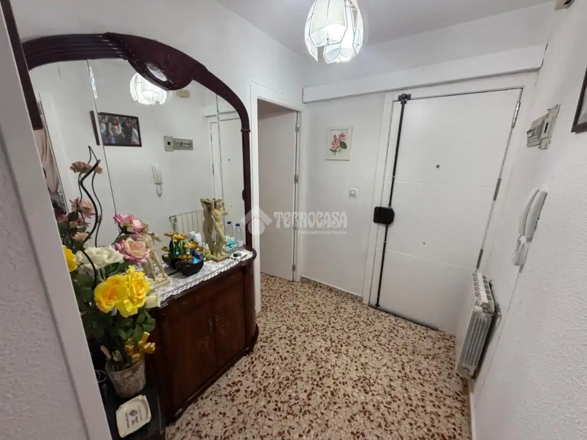 Piso en venta en Jaén con Aire acondicionado