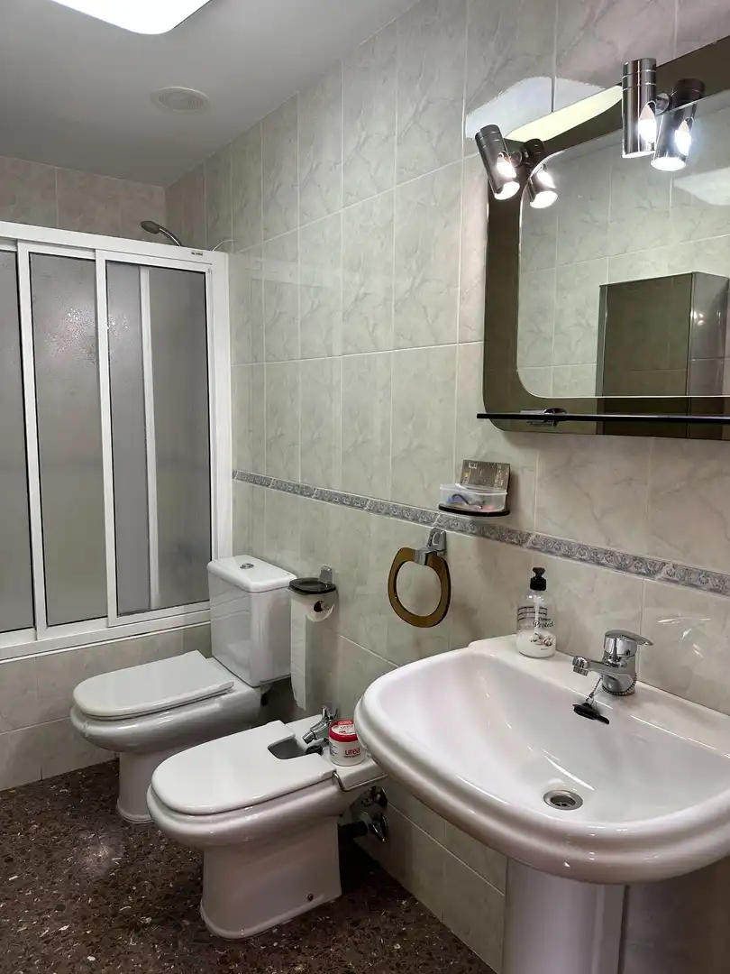 Baño de Casa adosada en venta en Ontinyent con Aire acondicionado, Calefacción y Terraza