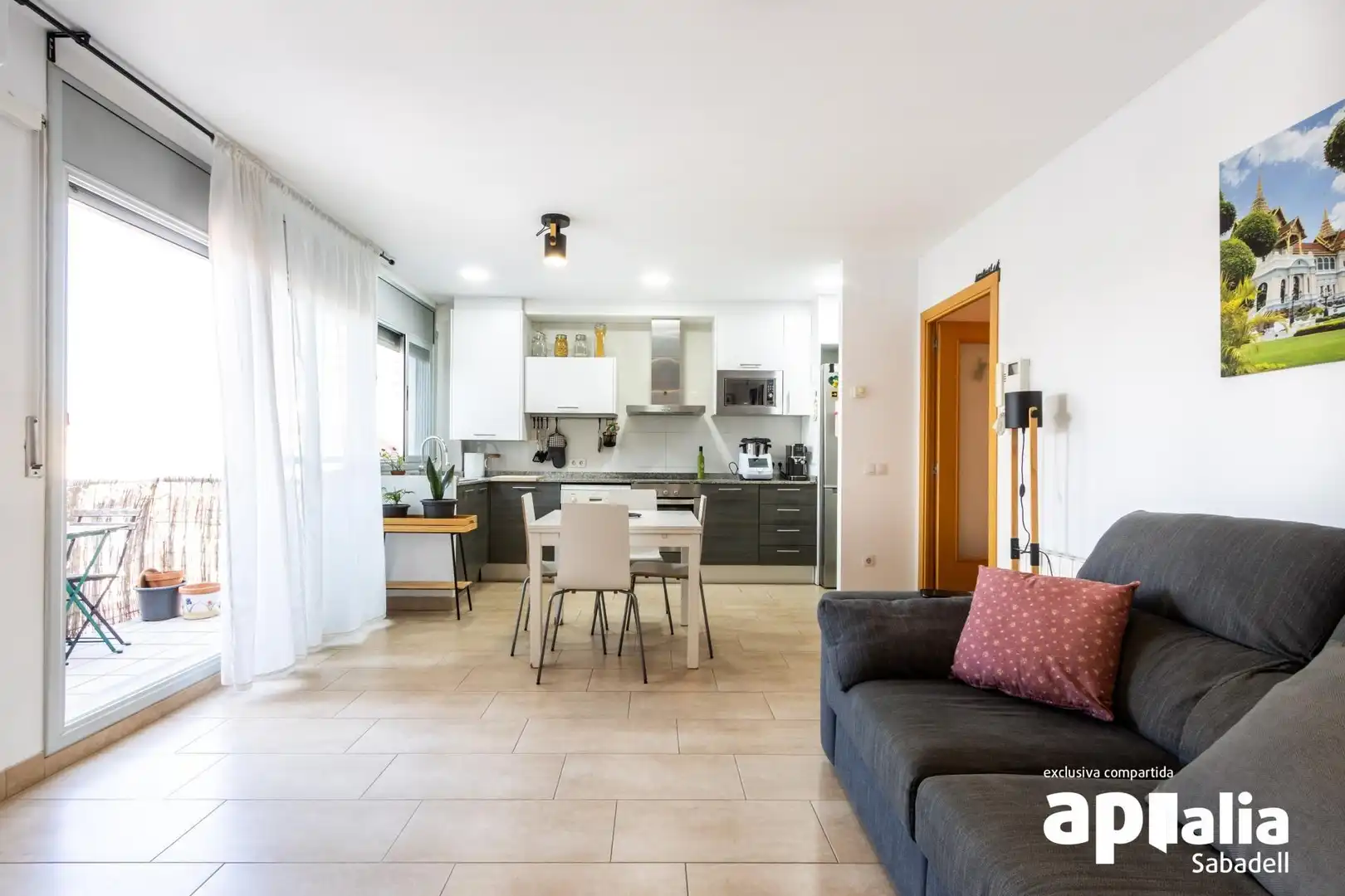 Penthouse with terrace for sale in Carrer de les Tres Creus, imagen 7