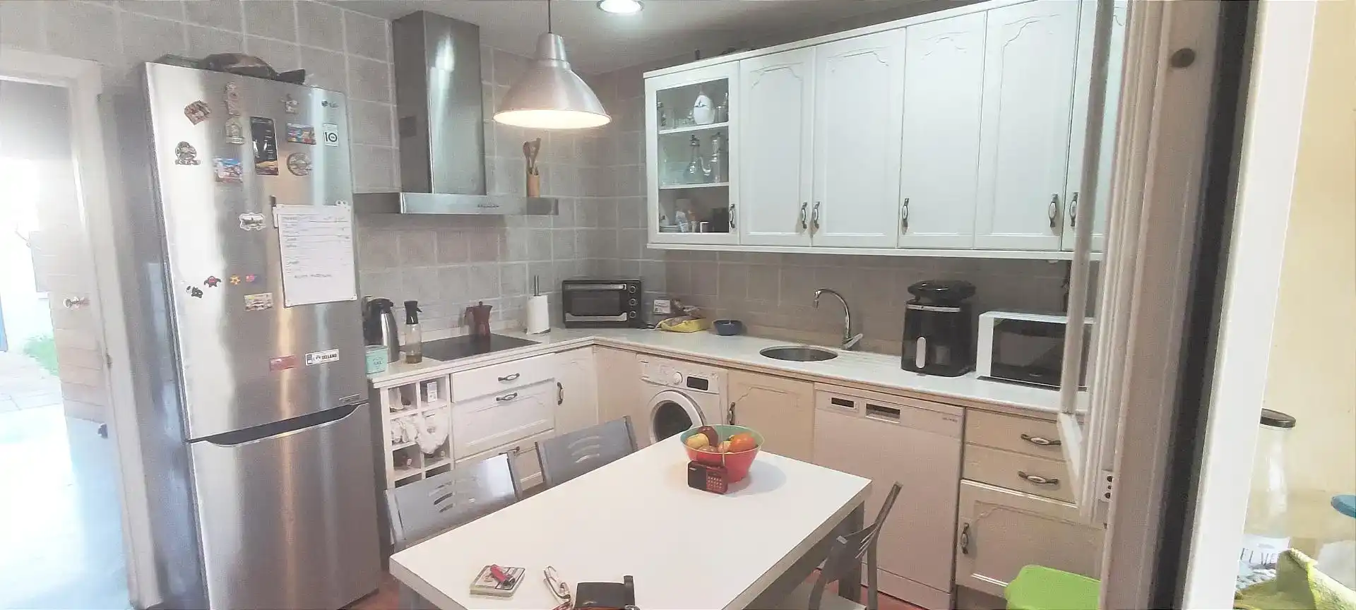 Cuina de Casa o xalet en venda en Espartinas amb Aire condicionat, Jardí privat i Traster