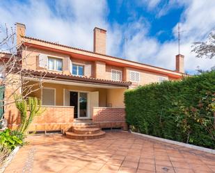 Garden of Single-family semi-detached for sale in Fuenlabrada  with Air Conditioner, Terrace and Swimming Pool