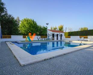 Piscina de Finca rústica en venda en Lucena amb Aire condicionat i Piscina