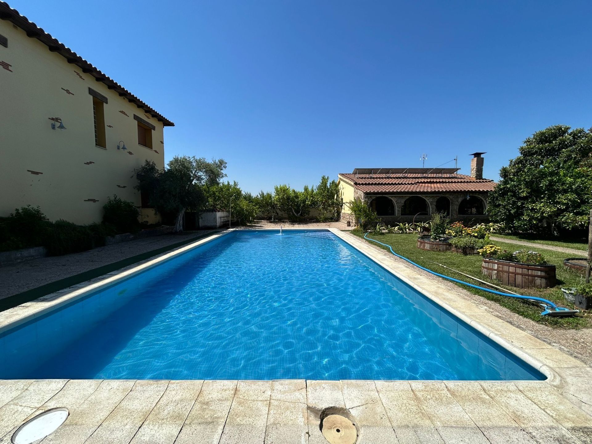 Piscina de Casa o xalet en venda en Moraleja amb Aire condicionat, Calefacció i Jardí privat