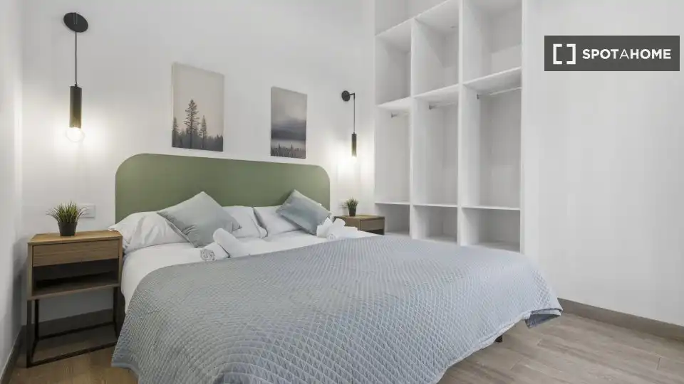 Habitación de Apartamento para compartir en Sevilla con Aire acondicionado, Terraza y Amueblado