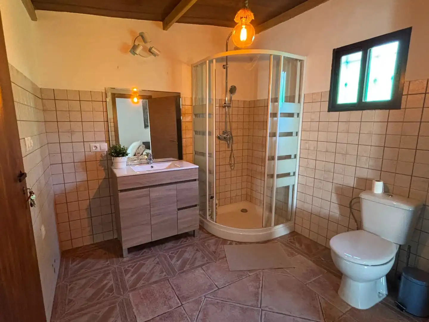 Bathroom of Houses for rent in Riogordo  with Private garden