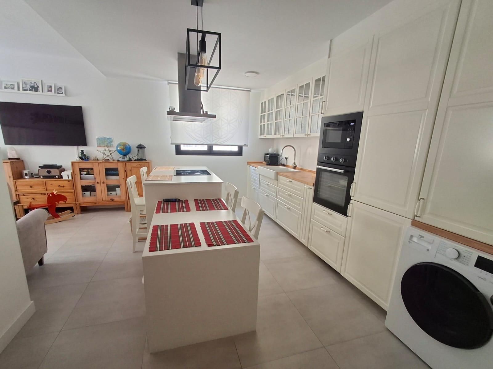 Kitchen of Flat for sale in  Cádiz Capital  with Air Conditioner