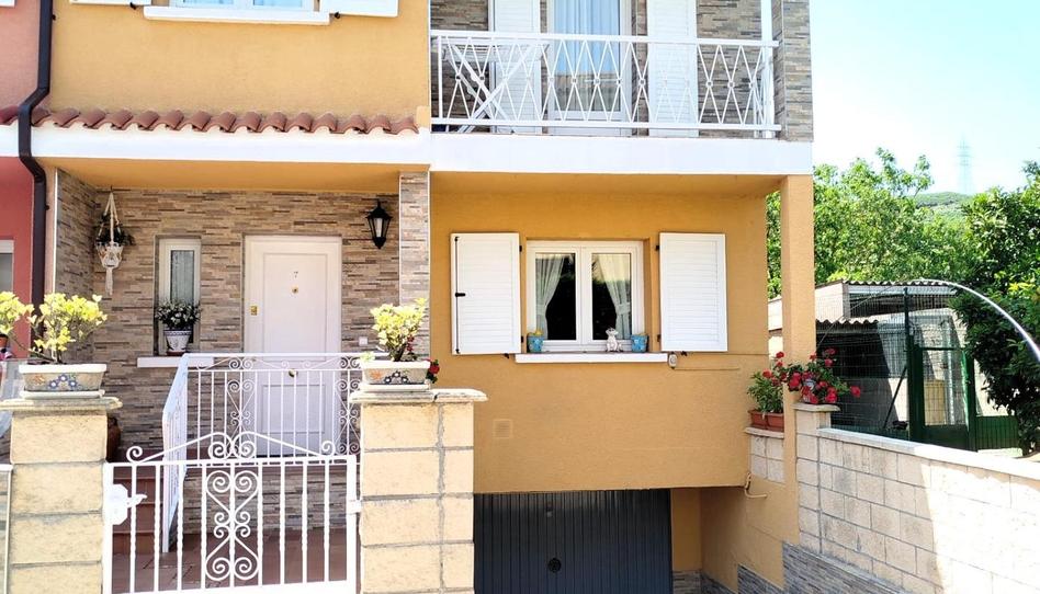 Foto 1 de Casa adosada en venda a Penagos, Cantabria