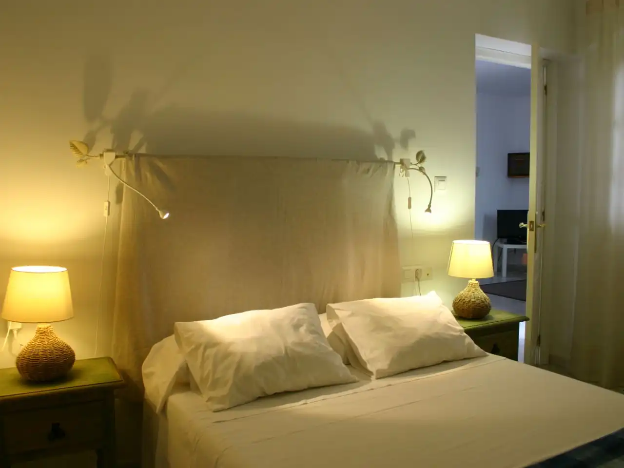 Schlafzimmer von Wohnungen zur Miete in Cádiz mit Klimaanlage, Heizung und Möbliert