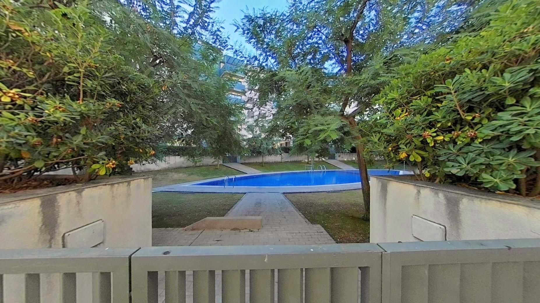 Piscina de Pis en venda en  Valencia Capital amb Aire condicionat, Jardí privat i Terrassa