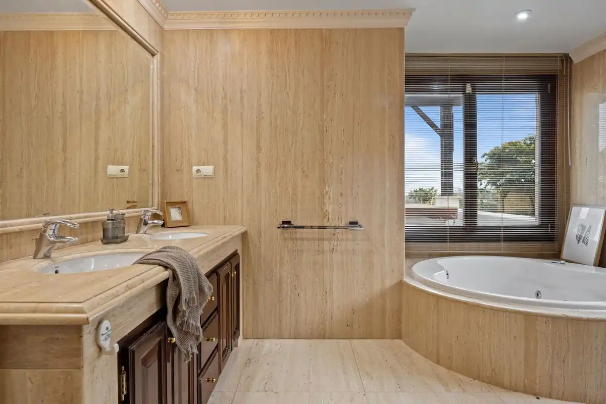 Chalet con terraza en venta en Urbanizacion Torre Esteril 100, imagen 36