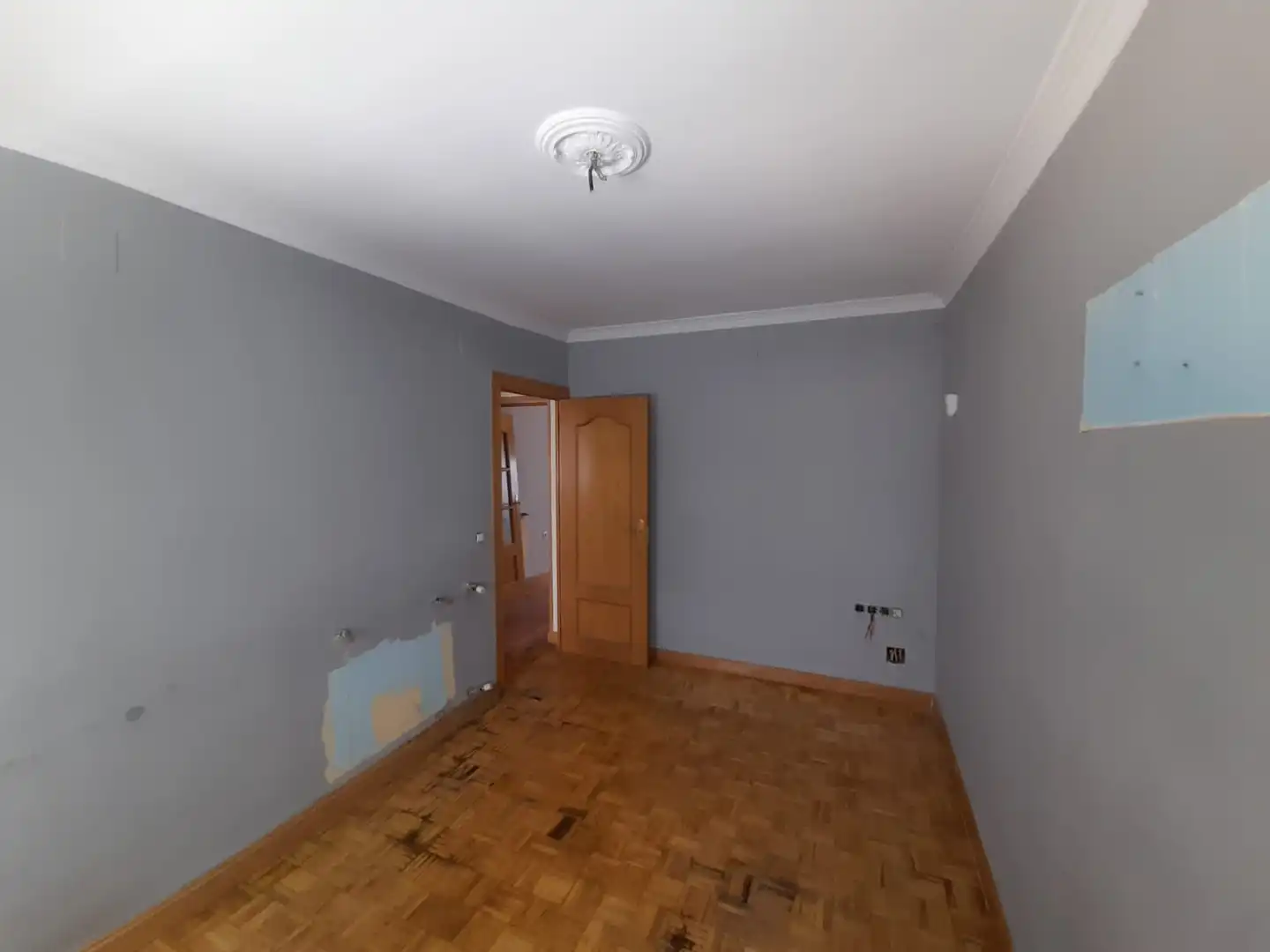Bedroom of Flat for sale in Cuenca