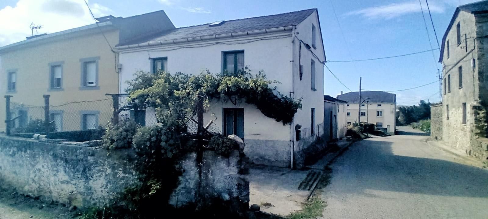 Exterior view of House or chalet for sale in Tapia de Casariego  with Private garden and Storage room