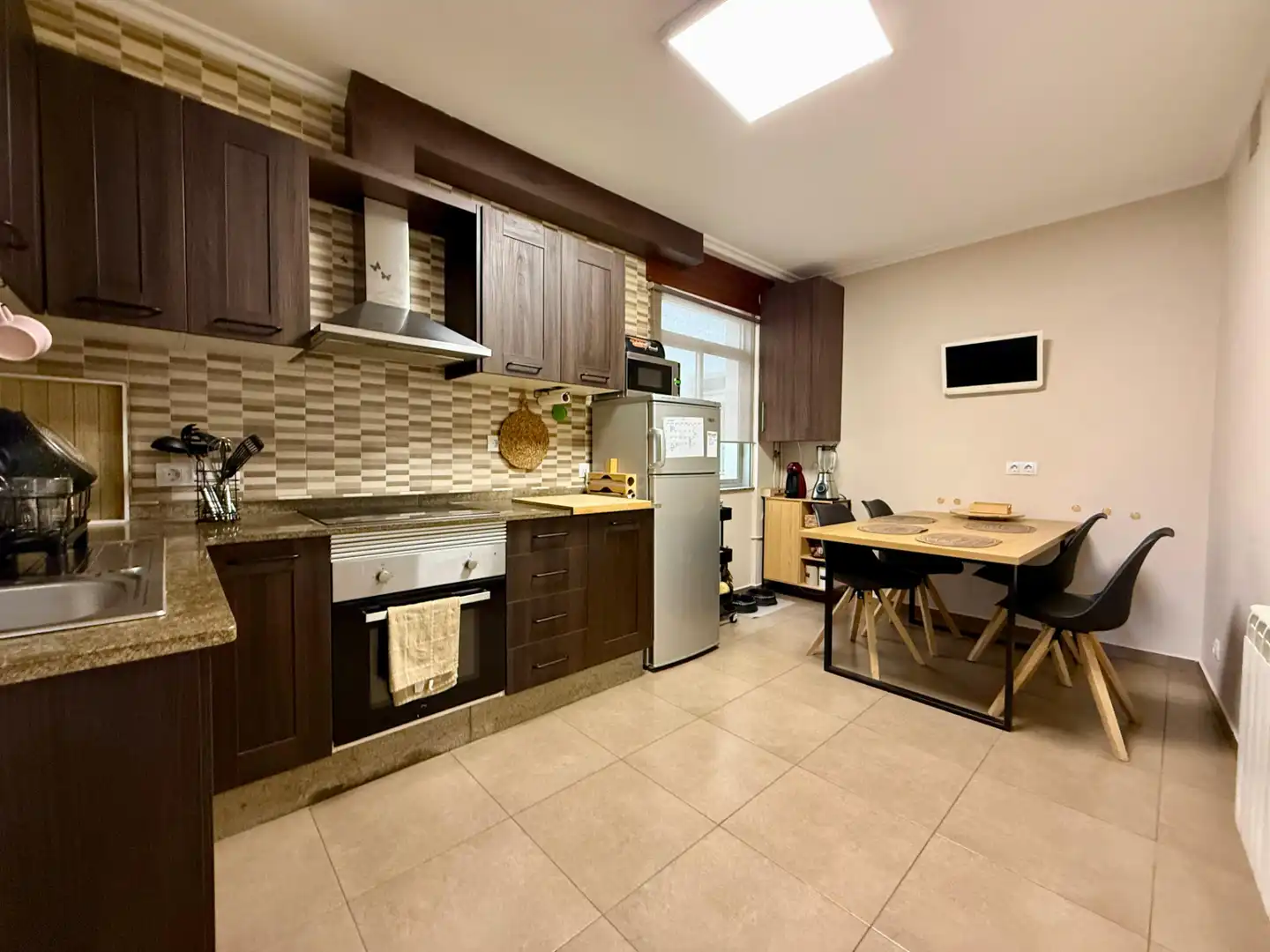 Cocina de Piso en venta en Lugo con Calefacción, Terraza y Amueblado