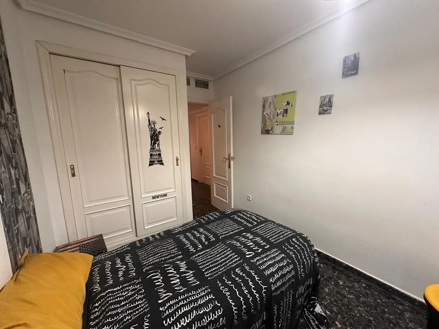 Casa adosada en venta en Alquenència - Venècia