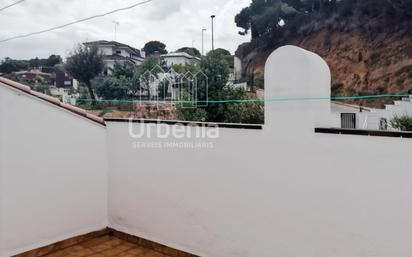 Exterior view of House or chalet for sale in Arenys de Mar  with Air Conditioner and Terrace