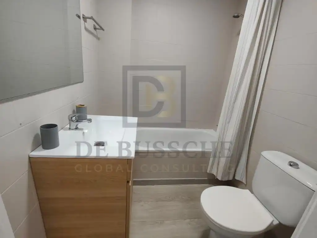 Baño de Apartamento en venta en Pilar de la Horadada con Aire acondicionado, Piscina y Amueblado