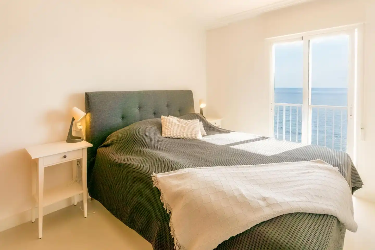 Schlafzimmer von Wohnung zum Verkauf in Santa Pola mit Klimaanlage und Terrasse