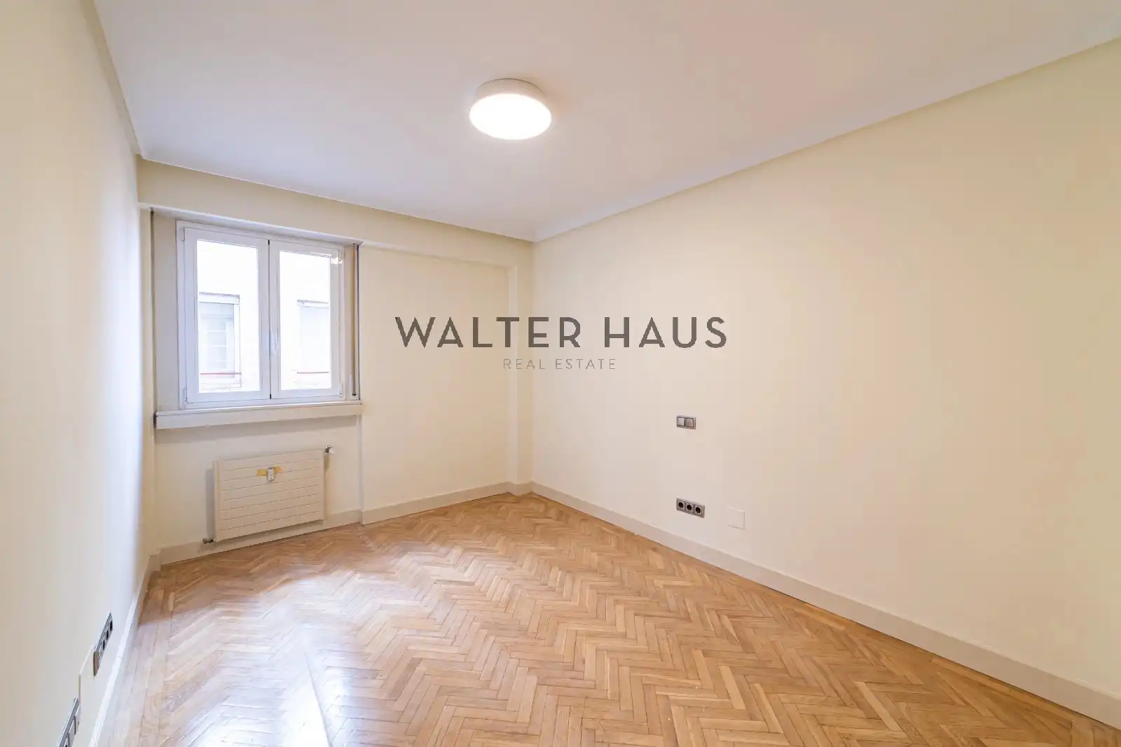 Flat for rent in Madrid  with Air Conditioner, Heating and Terrace