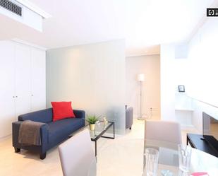 Living room of Study to share in  Madrid Capital  with Air Conditioner and Terrace