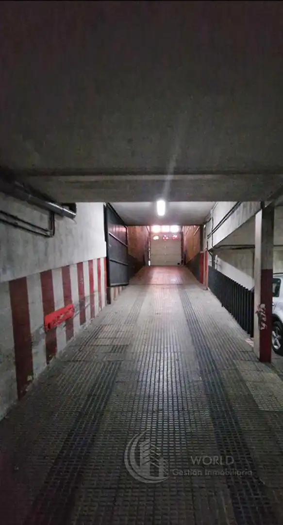 Parking de Piso de alquiler en Madrid con Aire acondicionado, Calefacción y Amueblado