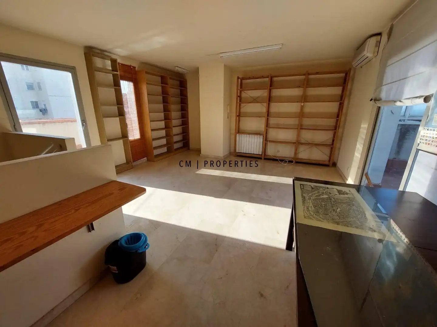 Casa adosada de alquiler en Rocafort con Aire acondicionado, Calefacción y Terraza