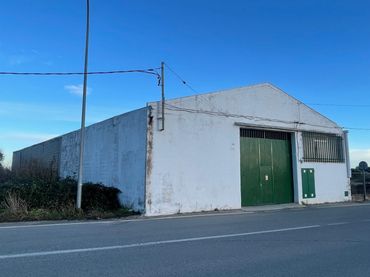 Industrial building for sale in Alcanar