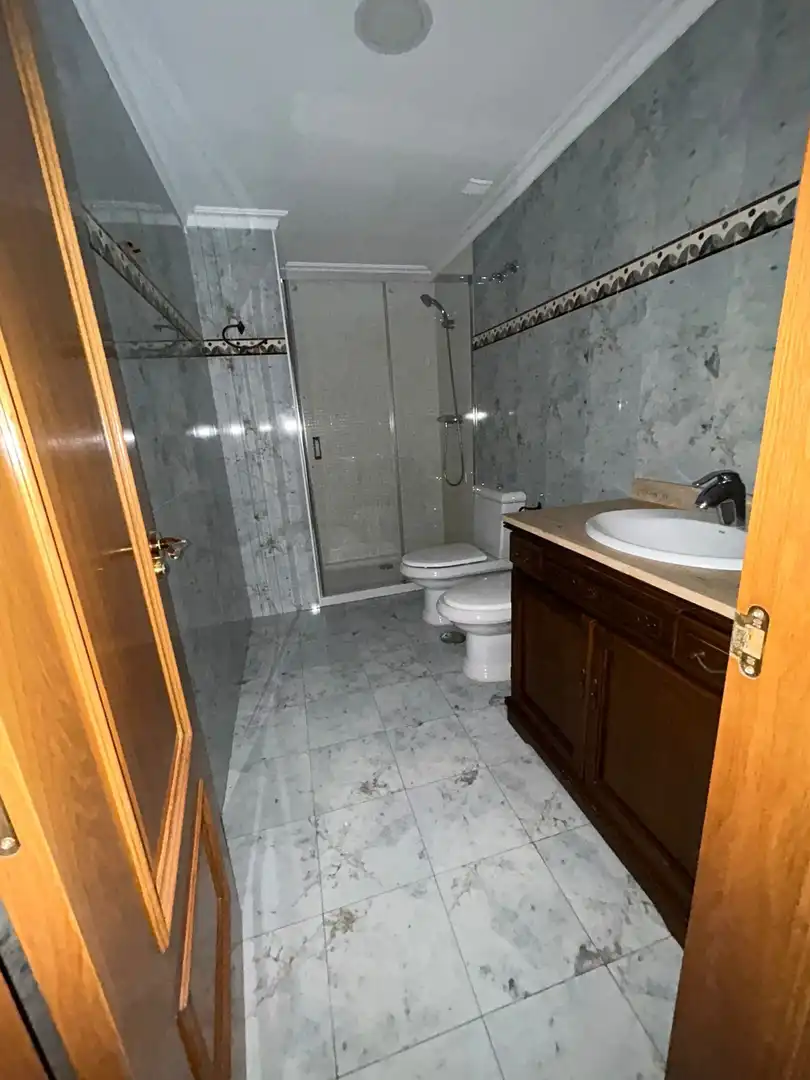 Bany de Dúplex en venda en Almería