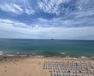 Vista exterior de Apartament de lloguer en Benidorm amb Terrassa