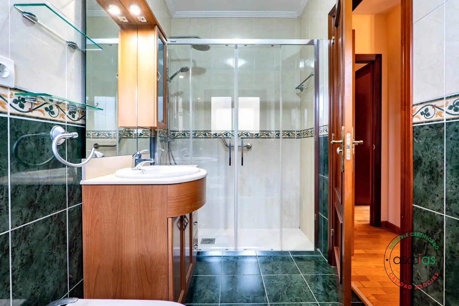 Bathroom of Detached homes for sale in Gijón   with Heating, Private garden and Parquet flooring