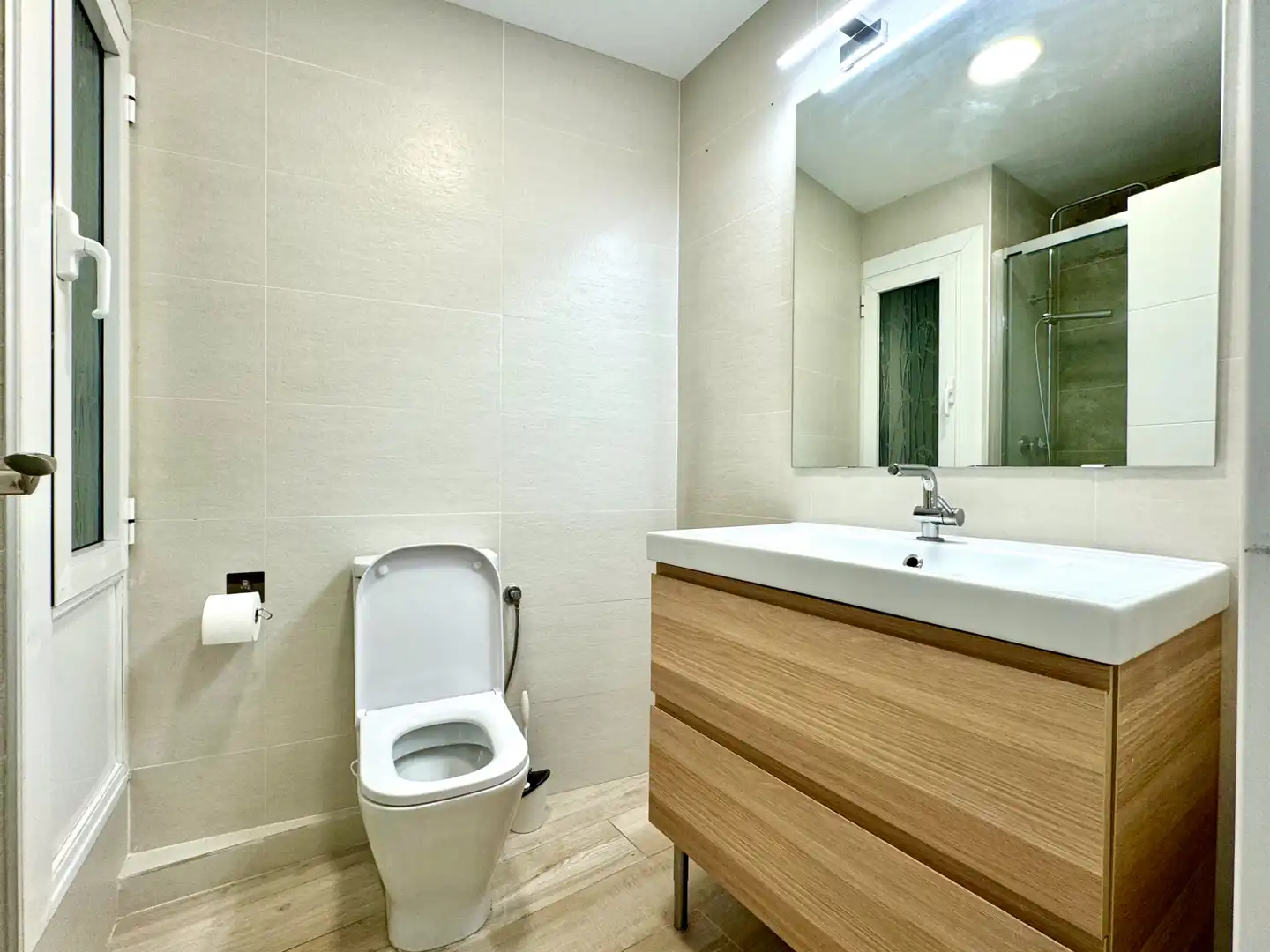 Baño de Apartamento en venta en Cambrils con Aire acondicionado, Amueblado y Horno