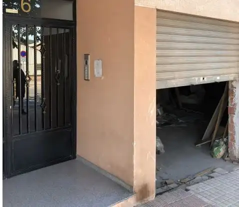 Local comercial en venda a Calle Poeta Ernesto Nebot, imagen 2