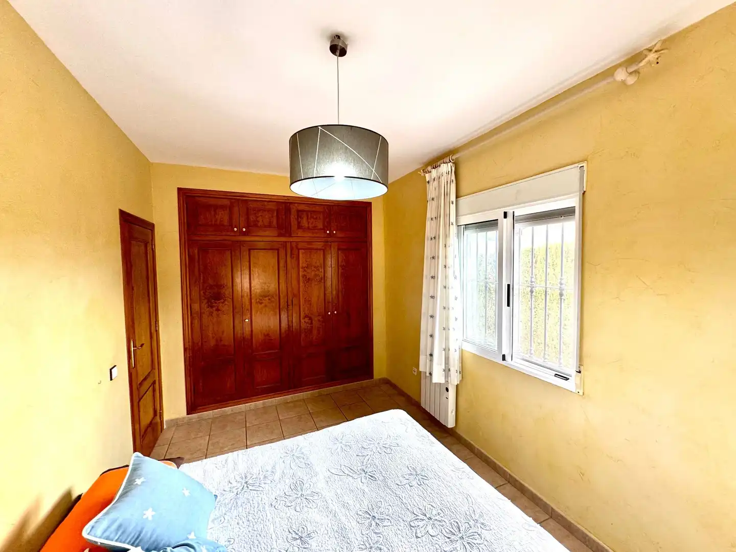Habitación de Casa o chalet de alquiler en Jacarilla con Jardín privado, Terraza y Trastero