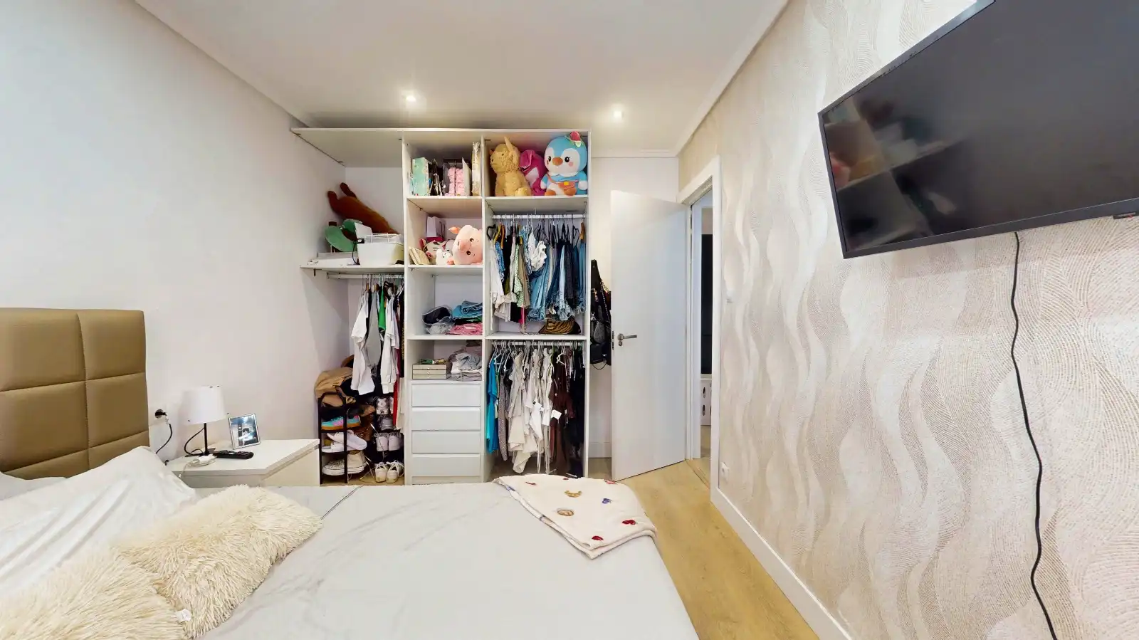 Bedroom of Flat for sale in Bilbao   with Heating