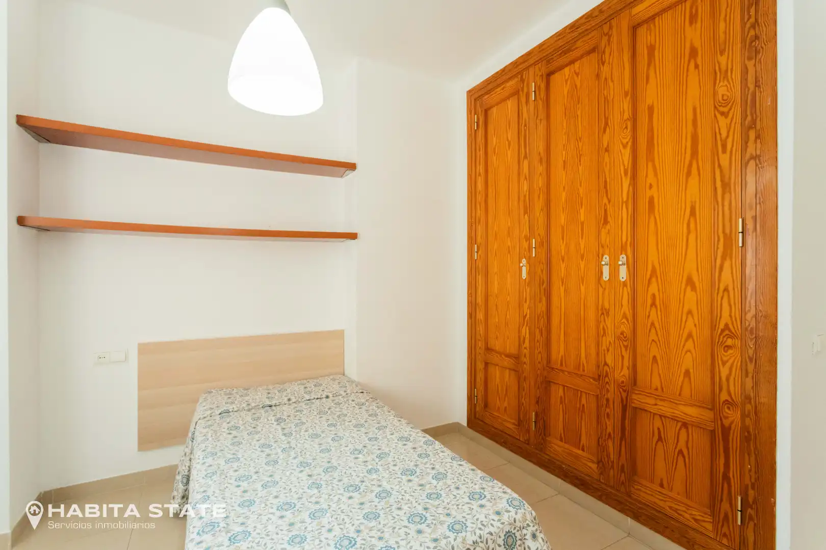 Habitación de Apartamento en venta en El Ejido con Terraza, Amueblado y Horno