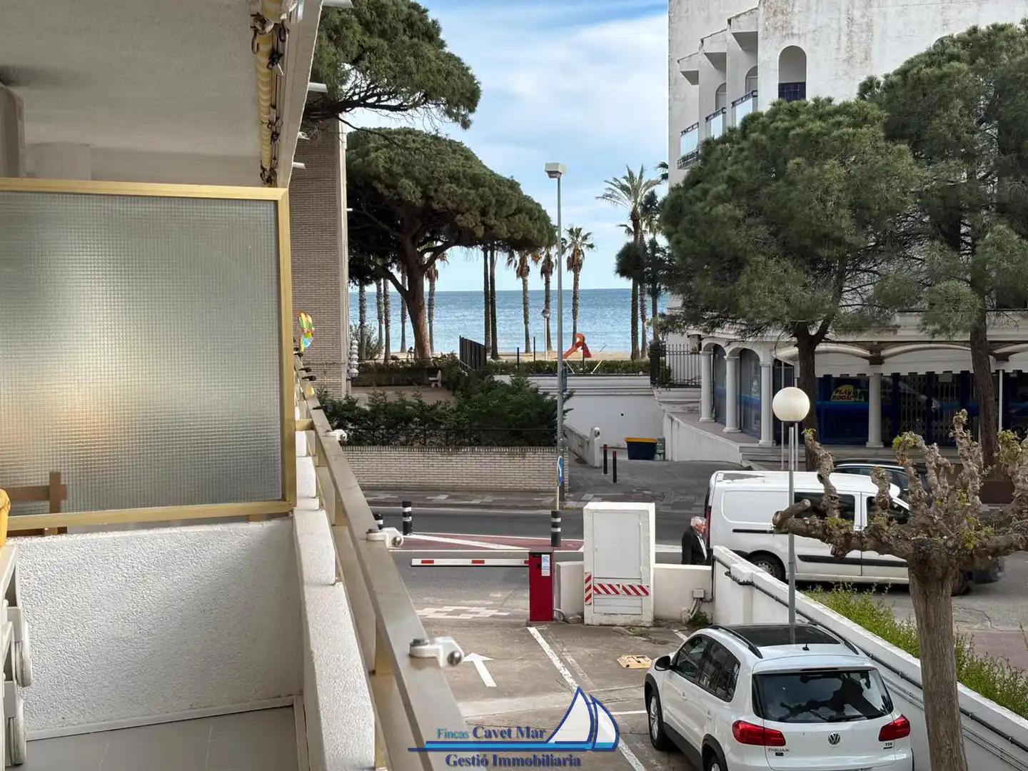 Außenansicht von Wohnungen zum Verkauf in Cambrils mit Klimaanlage, Heizung und Terrasse