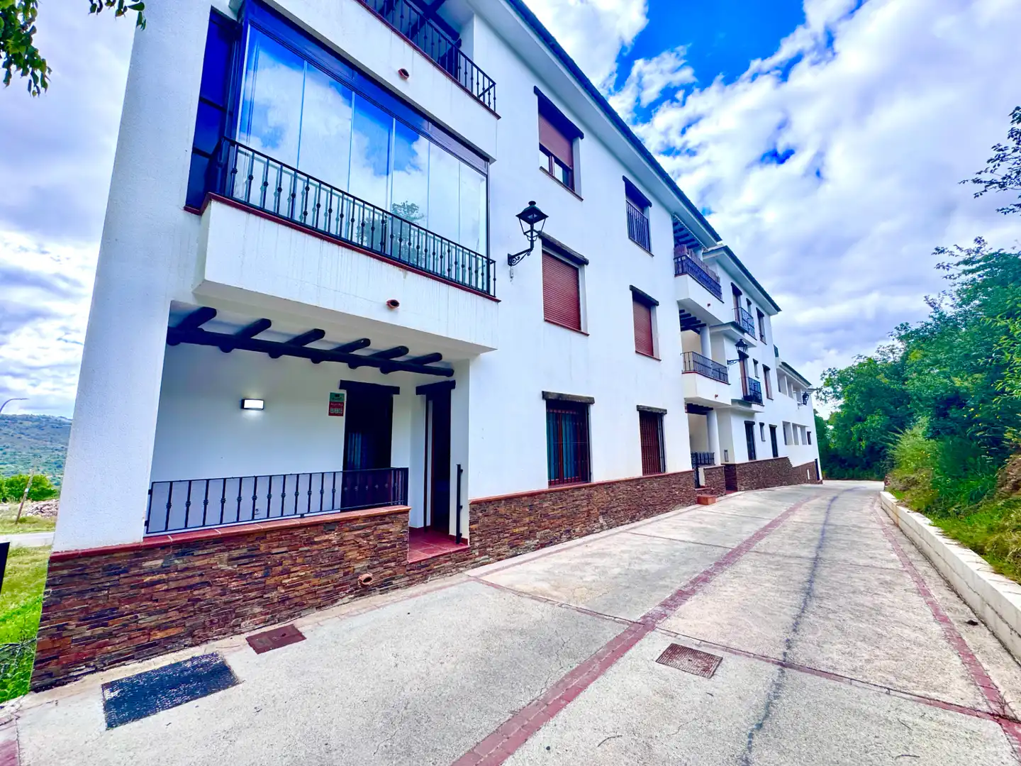 Vista exterior de Apartamento en venta en Paterna del Río con Terraza, Trastero y Amueblado