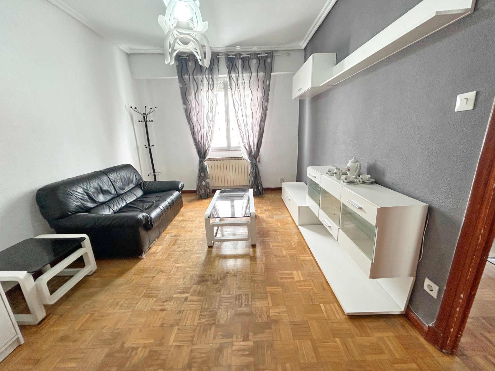 Living room of Apartment for sale in Vitoria - Gasteiz  with Heating, Parquet flooring and Storage room