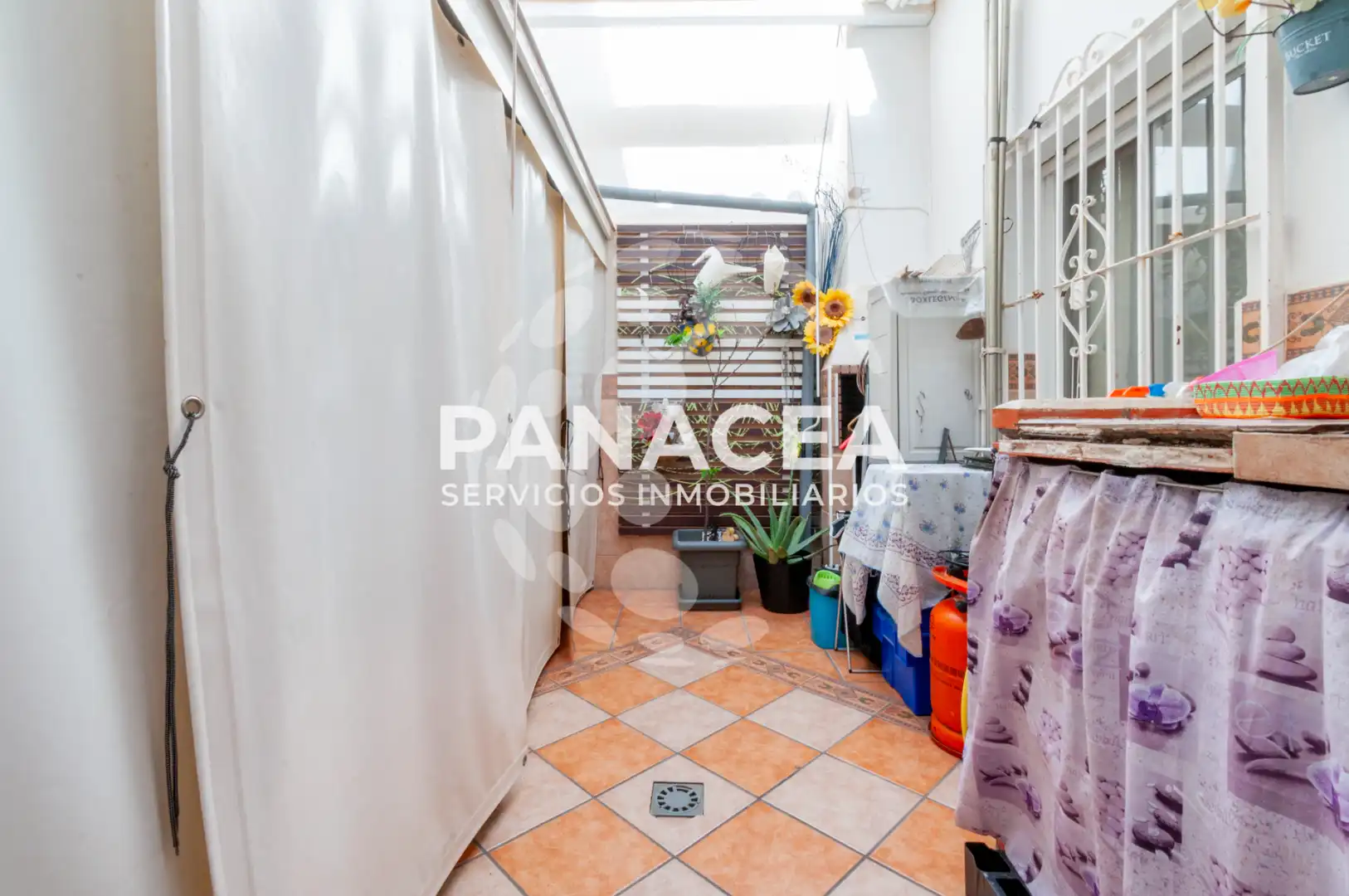 Houses for sale in Roquetas Pueblo