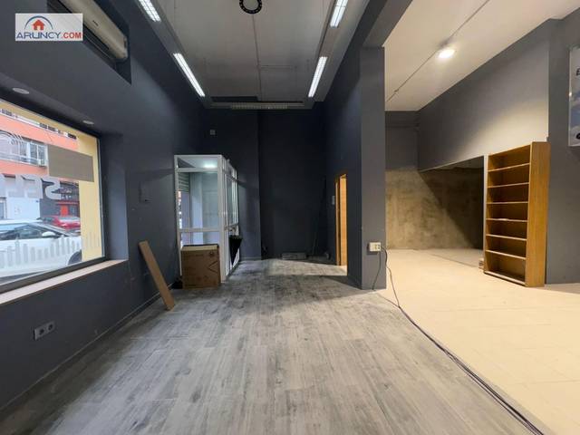 Local comercial en Alquiler en El Cerro