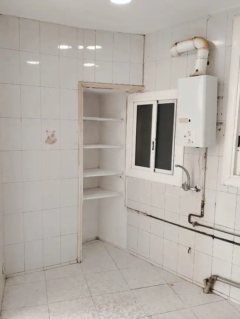 Habitación de Piso en venta en Barcelona con Calefacción y Balcón