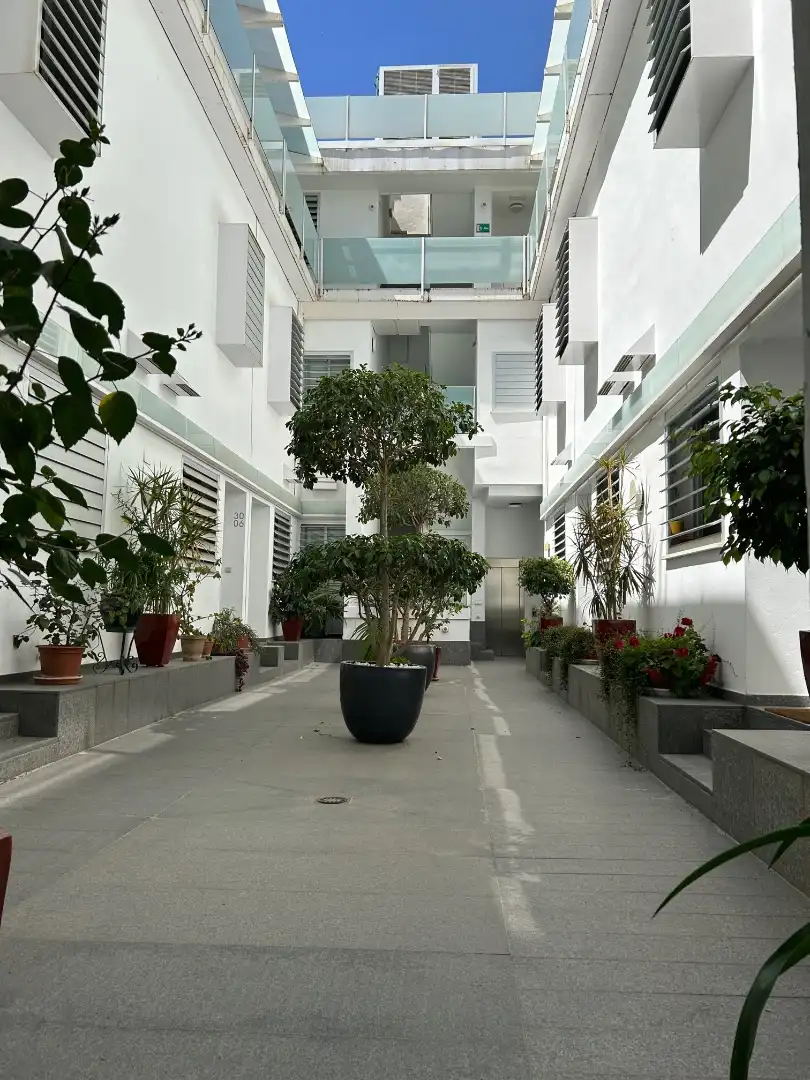 Exterior view of Duplexes for rent in Sevilla  with Air Conditioner, Heating and Storage room