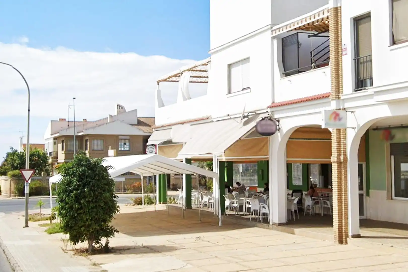 Local en venta en Mazagón