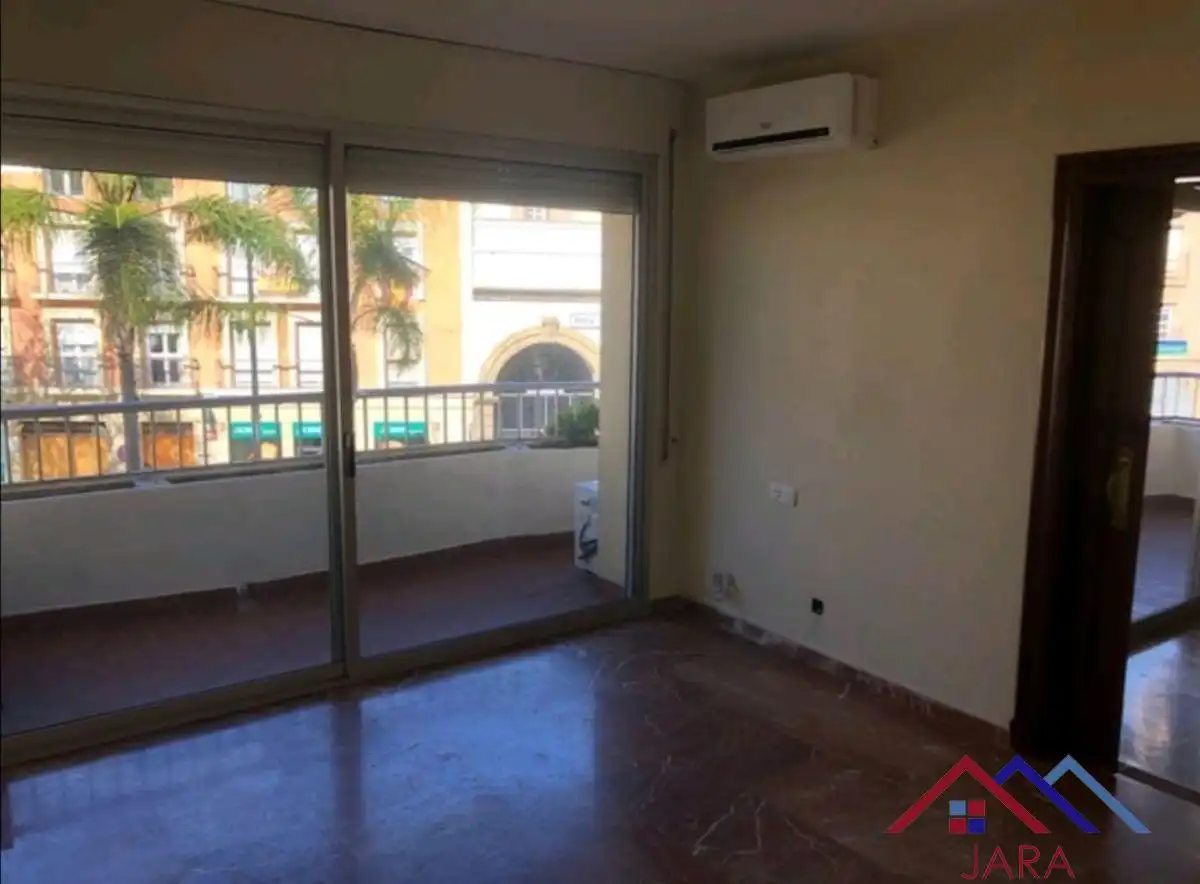 Terraza de Piso de alquiler en Jerez de la Frontera con Aire acondicionado, Terraza y Amueblado