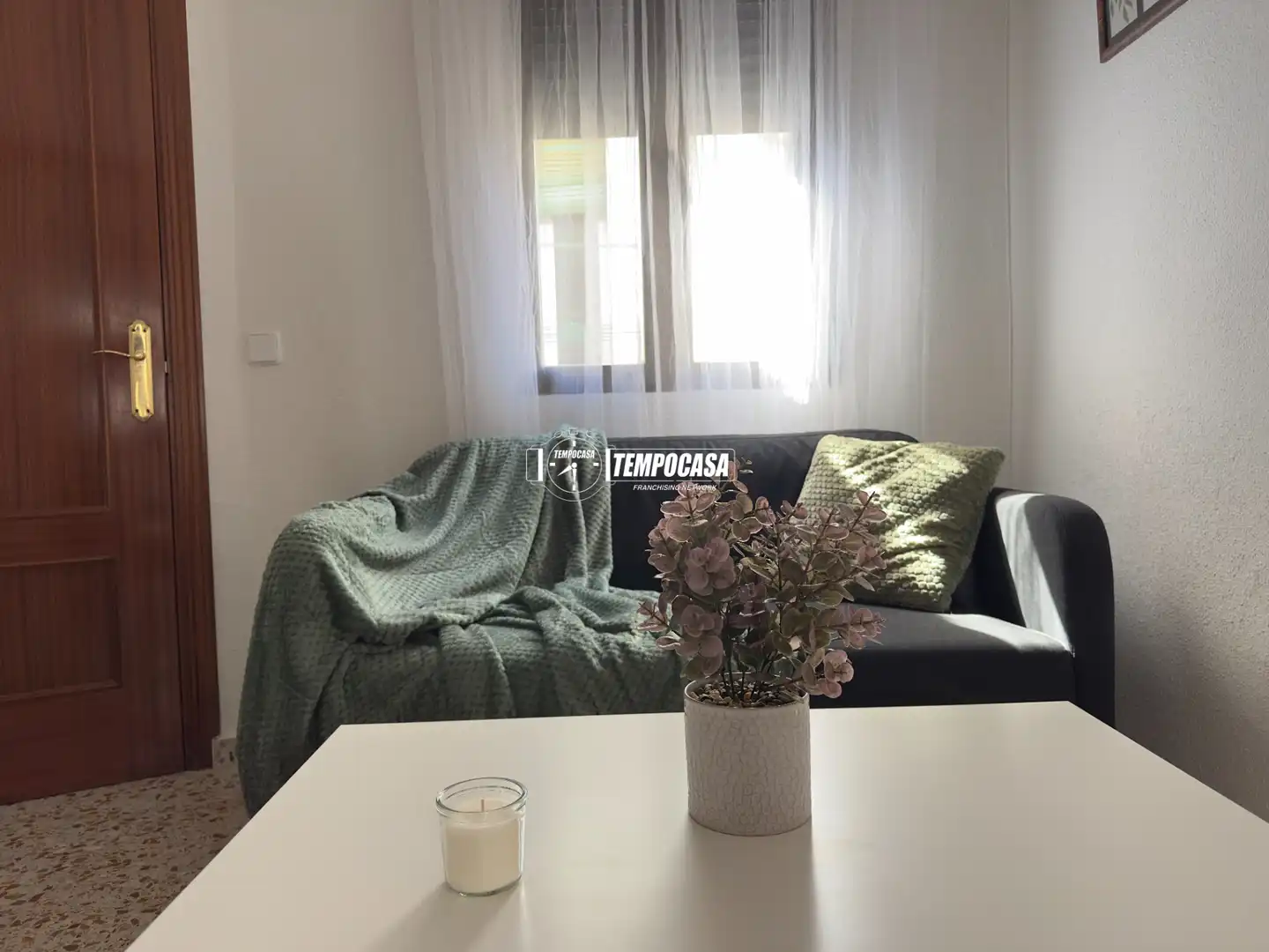 Sala d'estar de Pis de lloguer en Madrid amb Calefacció, Moblat i Rentadora